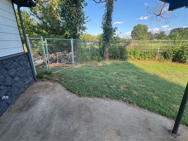 11647 S Hwy 64, Muskogee, OK 74403