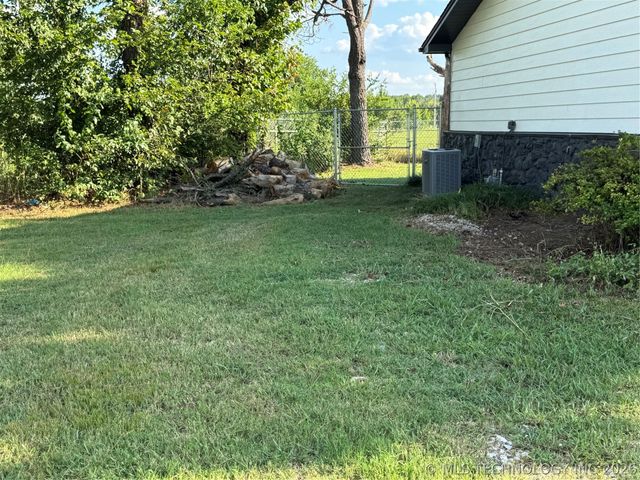 11647 S Hwy 64, Muskogee, OK 74403