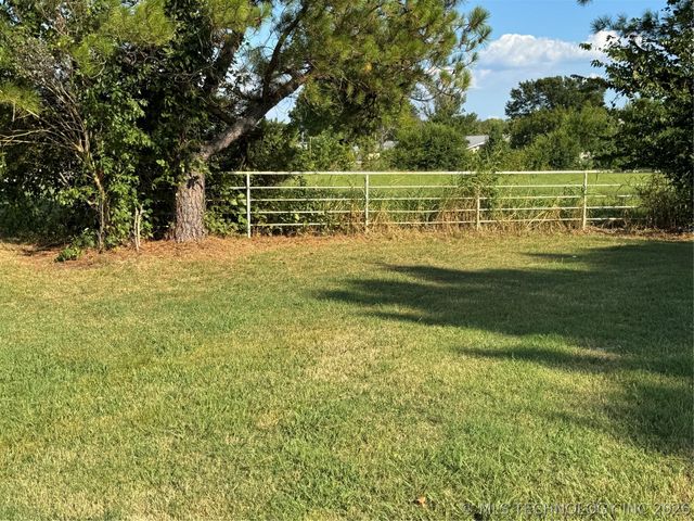 11647 S Hwy 64, Muskogee, OK 74403