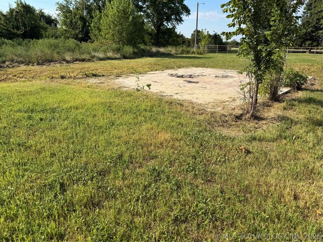 11647 S Hwy 64, Muskogee, OK 74403