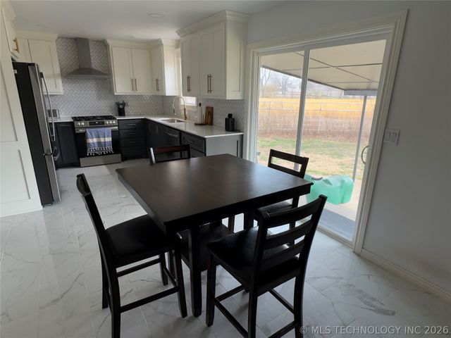 11647 S Hwy 64, Muskogee, OK 74403