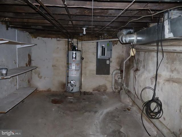 4023 GREEN ST, Philadelphia, PA 19104
