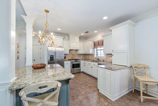 107 Cinclare Dr, Thibodaux, LA 70301