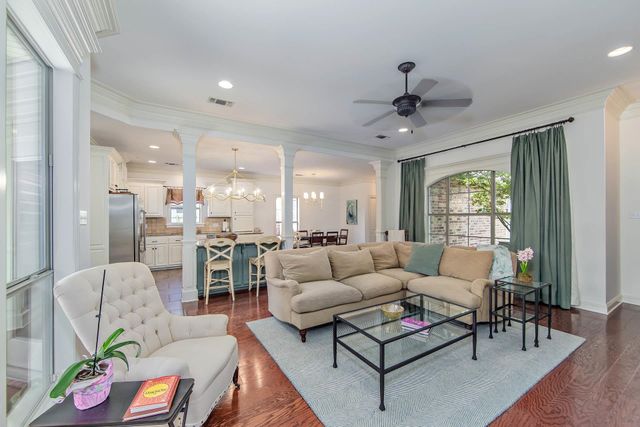 107 Cinclare Dr, Thibodaux, LA 70301