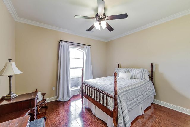 107 Cinclare Dr, Thibodaux, LA 70301