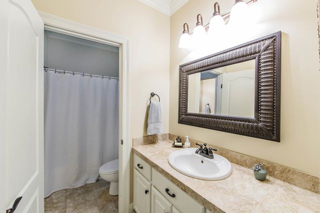 107 Cinclare Dr, Thibodaux, LA 70301