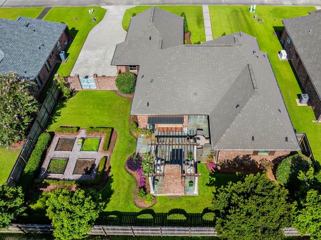 107 Cinclare Dr, Thibodaux, LA 70301