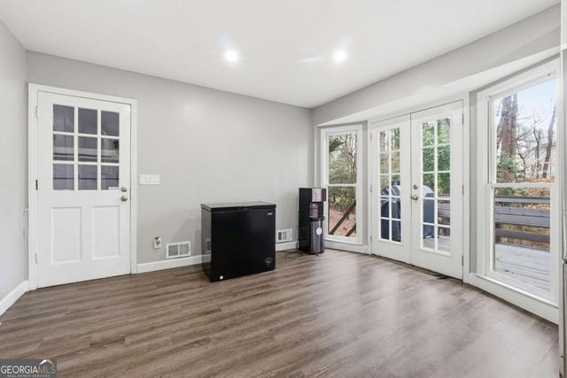 600 Branch Valley Court, Roswell, GA 30076