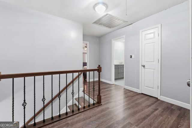 600 Branch Valley Court, Roswell, GA 30076