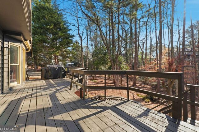 600 Branch Valley Court, Roswell, GA 30076