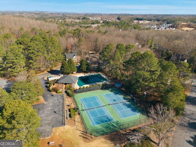 600 Branch Valley Court, Roswell, GA 30076