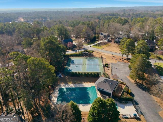 600 Branch Valley Court, Roswell, GA 30076