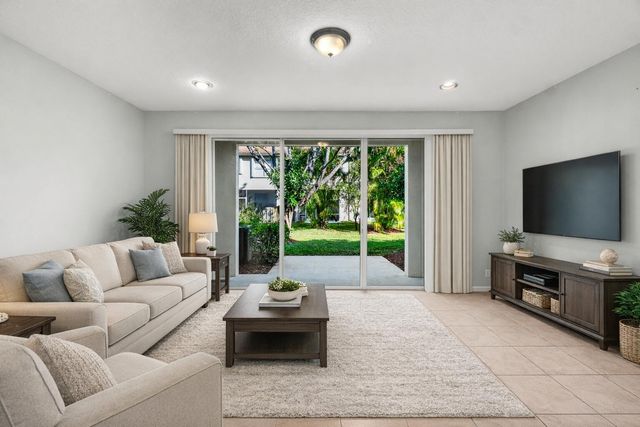 9819 Lago Drive, Boynton Beach, FL 33472