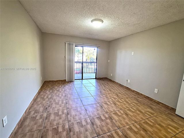 8811 SW 132nd Pl 203CW, Miami, FL 33186