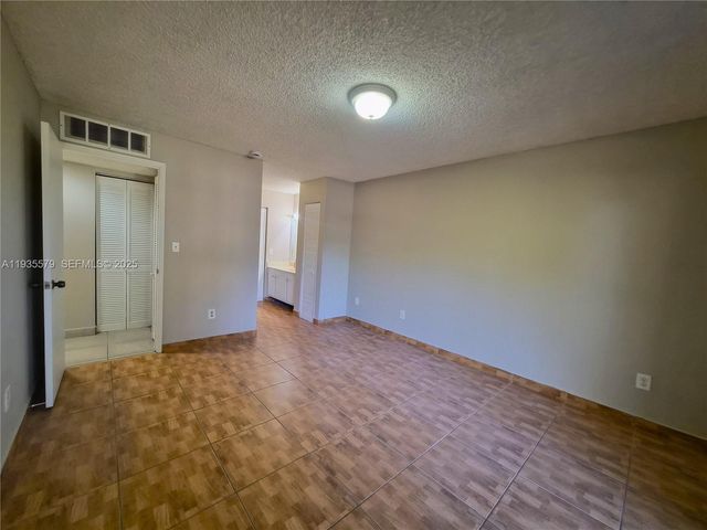 8811 SW 132nd Pl 203CW, Miami, FL 33186