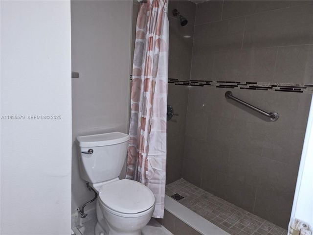 8811 SW 132nd Pl 203CW, Miami, FL 33186