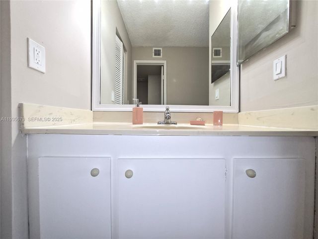 8811 SW 132nd Pl 203CW, Miami, FL 33186