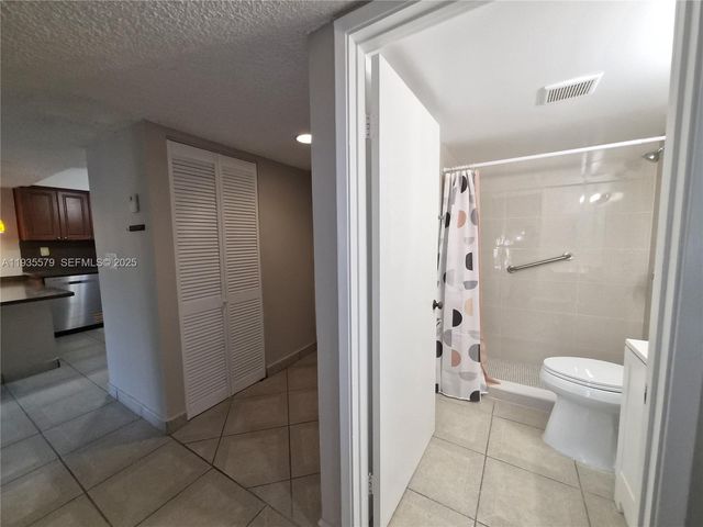 8811 SW 132nd Pl 203CW, Miami, FL 33186