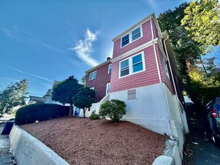 62 Algonquin Rd. 2, Newton, MA 02467