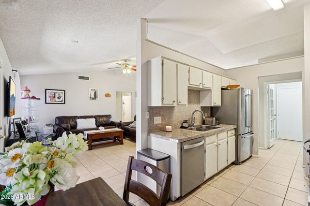 10096 N 63RD Avenue, Glendale, AZ 85302