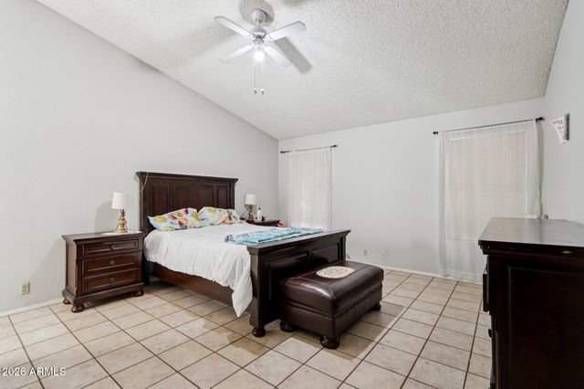 10096 N 63RD Avenue, Glendale, AZ 85302