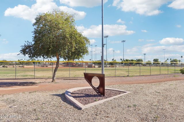 10096 N 63RD Avenue, Glendale, AZ 85302