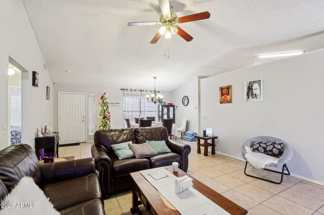 10096 N 63RD Avenue, Glendale, AZ 85302