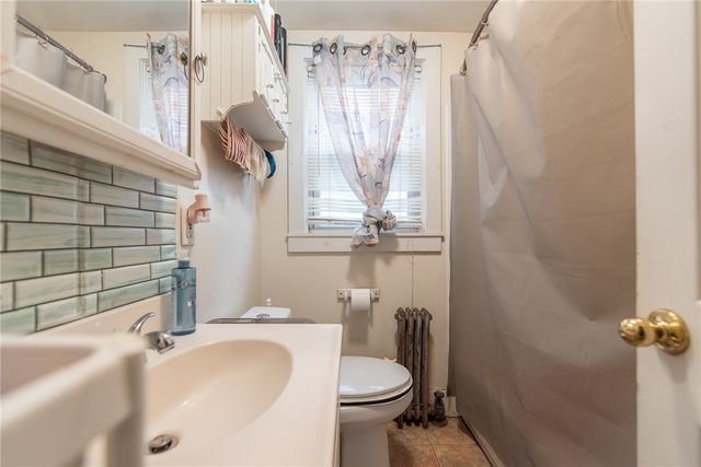 161 Adams Street, Warwick, RI 02888