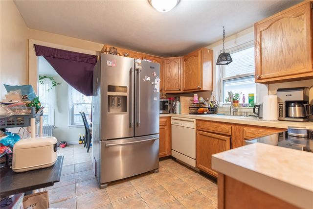 161 Adams Street, Warwick, RI 02888