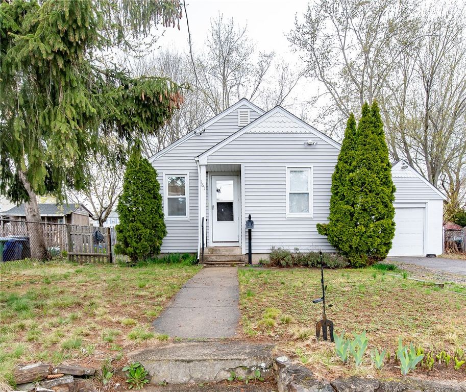 161 Adams Street, Warwick, RI 02888