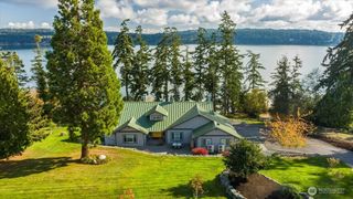 1447 Everette Lane, Freeland, WA 98249