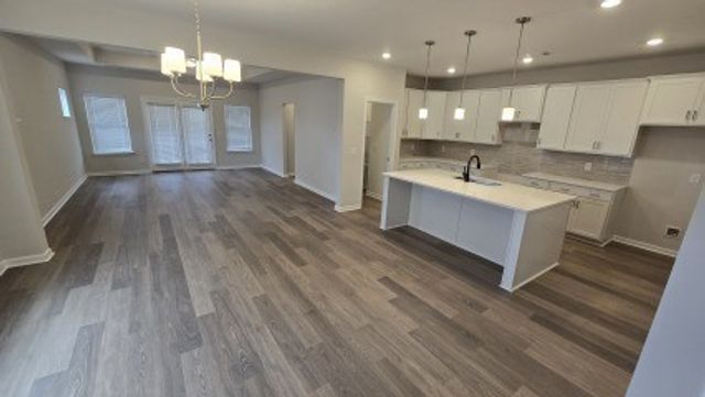 6311 Loudwater Ct, Smyrna, TN 37167
