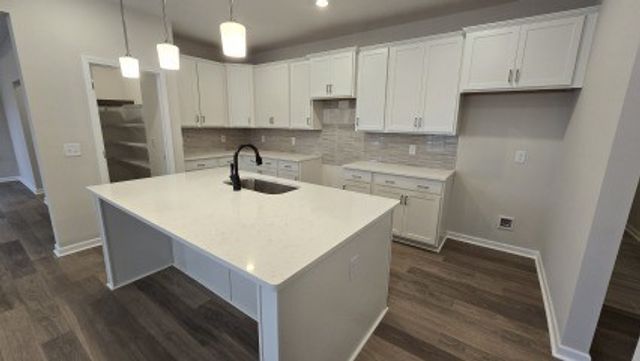 6311 Loudwater Ct, Smyrna, TN 37167