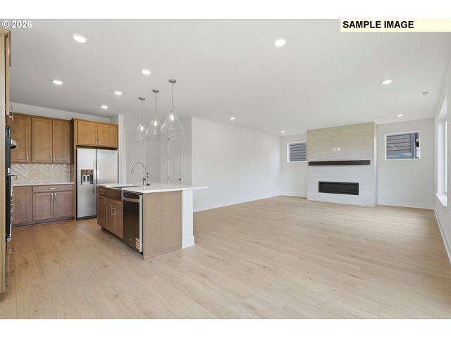 27296 Sw Larkspur Ter, Wilsonville, OR 97070