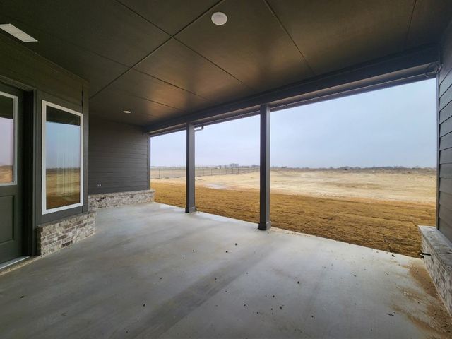 12412 Hornfels Drive, Krum, TX 76249