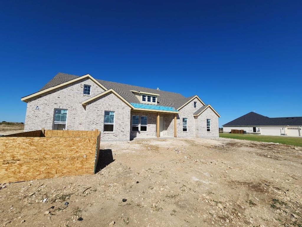 12412 Hornfels Drive, Krum, TX 76249