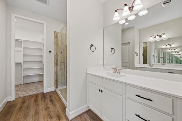 710 Duncan Avenue, Cleveland, TX 77327