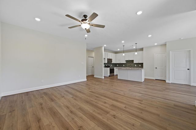 710 Duncan Avenue, Cleveland, TX 77327