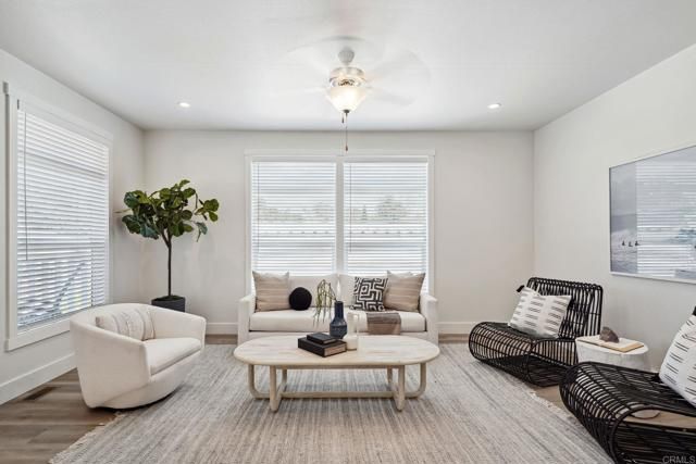 444 El Camino Real 2, Encinitas, CA 92024