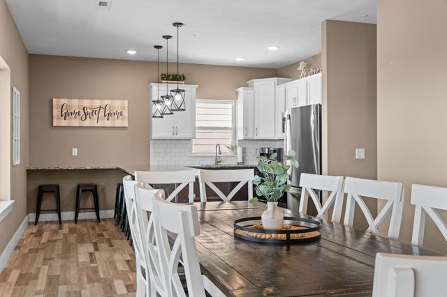 128 Chateau Mountain Court, Branson, MO 65616