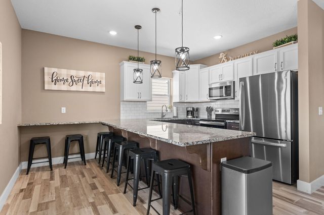 128 Chateau Mountain Court, Branson, MO 65616