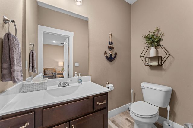 128 Chateau Mountain Court, Branson, MO 65616