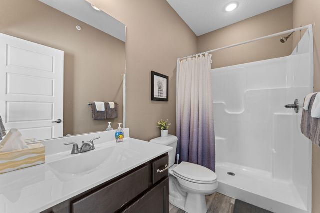 128 Chateau Mountain Court, Branson, MO 65616