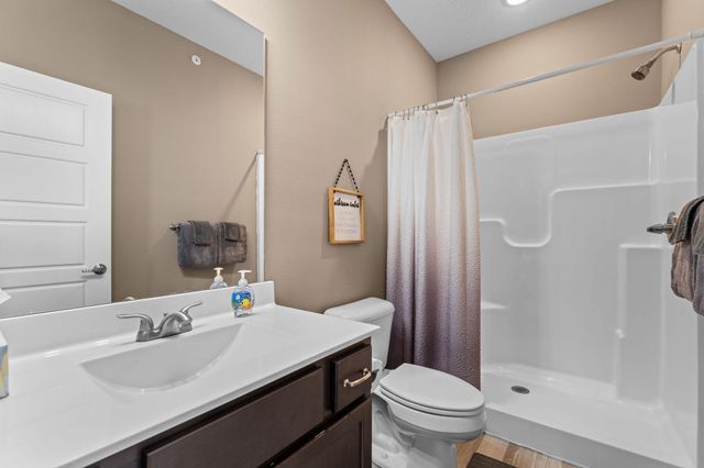 128 Chateau Mountain Court, Branson, MO 65616