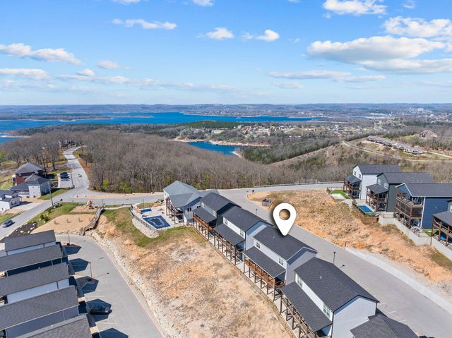 128 Chateau Mountain Court, Branson, MO 65616