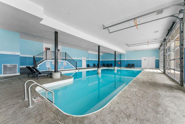 128 Chateau Mountain Court, Branson, MO 65616