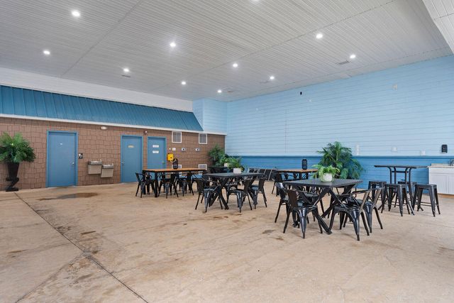 128 Chateau Mountain Court, Branson, MO 65616