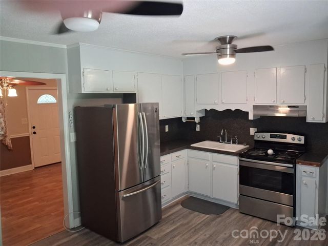 394 Efird Street, Gastonia, NC 28054