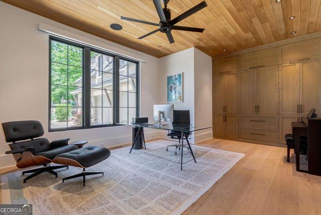 2880 Linger Longer Drive, Greensboro, GA 30642