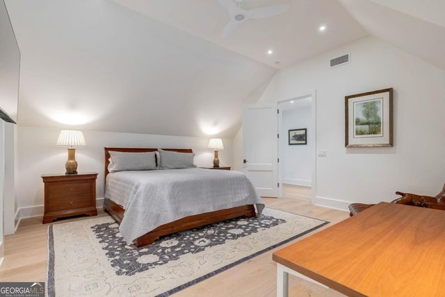 2880 Linger Longer Drive, Greensboro, GA 30642